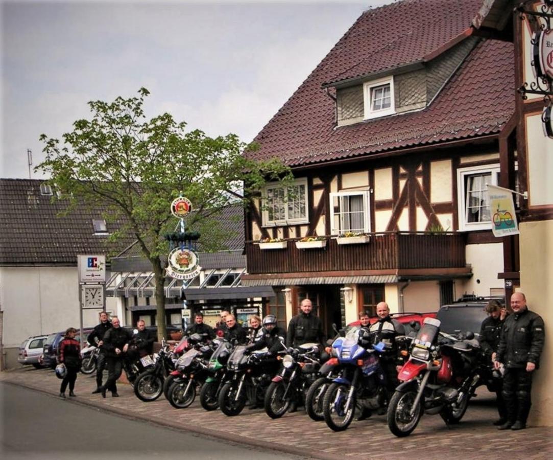 Roastineer Hotel Battenberg  Zewnętrze zdjęcie